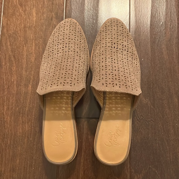 Crown Vintage suede mule - Picture 2 of 5